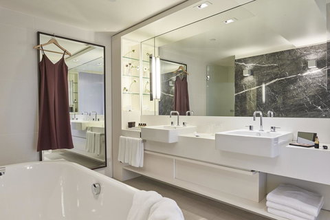 Pullman Melbourne On The Park - Accommodation Port Macquarie 14