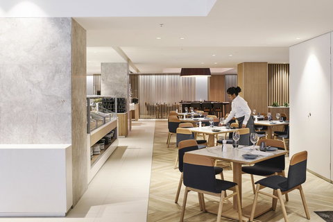 Pullman Melbourne On The Park - Accommodation Port Macquarie 17