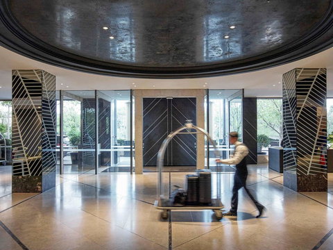 Pullman Melbourne On The Park - Accommodation Port Macquarie 1