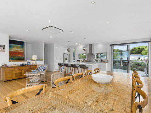 Aireys Ocean View - Accommodation Port Macquarie 3