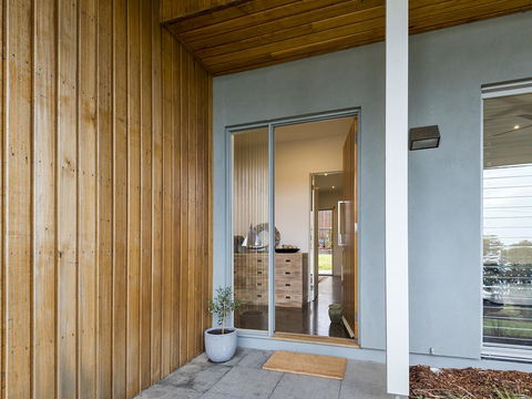 Aireys Ocean View - Accommodation Port Macquarie 15