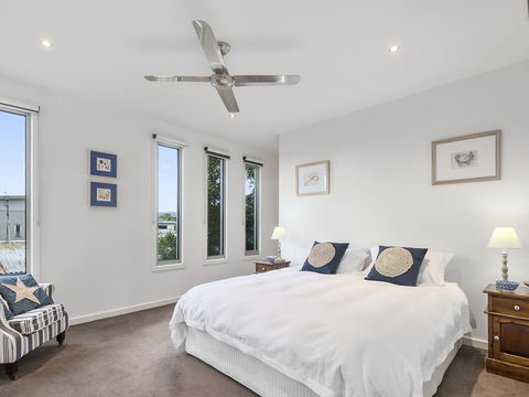 Aireys Ocean View - Accommodation Port Macquarie 7