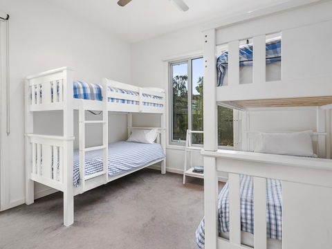 Aireys Ocean View - Accommodation Port Macquarie 13