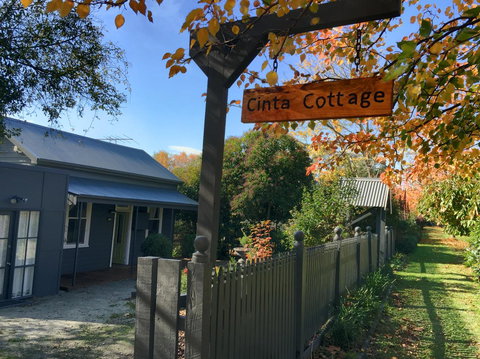 Cinta Cottage - Accommodation Port Macquarie 0