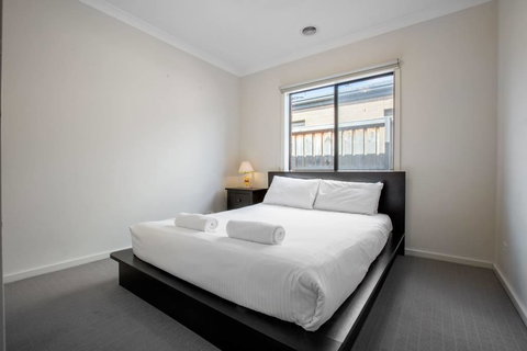 Holiday Rose - Accommodation Port Macquarie 3