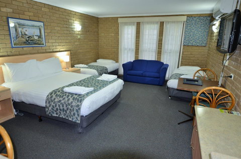 Tropicana Motor Inn - Accommodation Port Macquarie 9