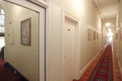 Hotel Claremont Guest House - Accommodation Port Macquarie 14