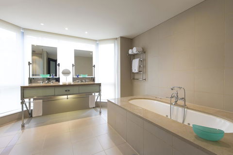 The Westin Melbourne - Accommodation Port Macquarie 4