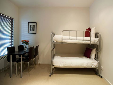 The Waves Apartments - Accommodation Port Macquarie 18