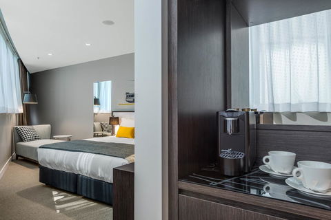 Peppers Docklands - Accommodation Port Macquarie 16