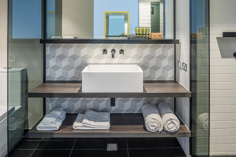 Peppers Docklands - Accommodation Port Macquarie 27