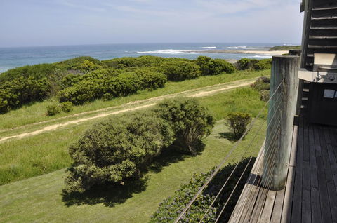 14 Steps - Accommodation Port Macquarie 10