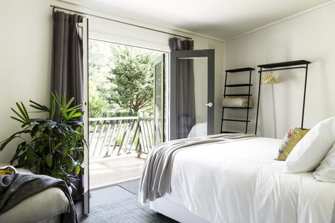 Botanica Editions - Accommodation Port Macquarie 28