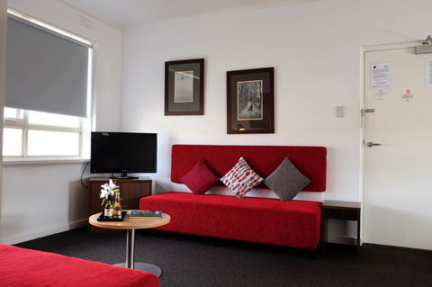 MAC South Yarra By Melbourne Apartment Collection - Accommodation Port Macquarie 3