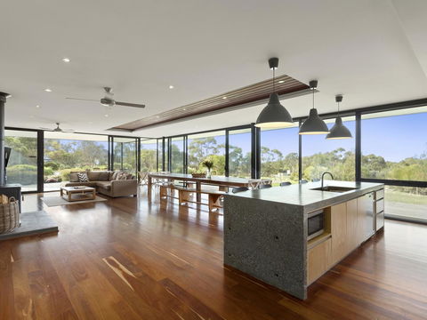 Cypress Hill - Accommodation Port Macquarie 7