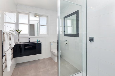 Lake Wendouree Luxury Apartments - Accommodation Port Macquarie 13