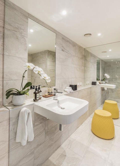 Quay West Suites Melbourne - Accommodation Port Macquarie 4