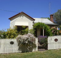 Miss Pym's Cottage - Accommodation Port Macquarie