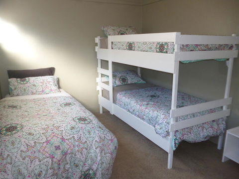 HogmortHomes Neale Street - Accommodation Port Macquarie 5