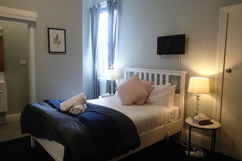 The Bischoff Hotel - Accommodation Port Macquarie 3