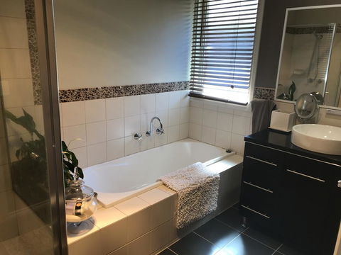 The Booville Hotel - Accommodation Port Macquarie 0