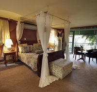 The Castle - Villa by the Sea - Accommodation Port Macquarie
