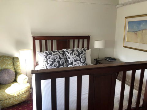 The Corner Hotel Alexandra - Accommodation Port Macquarie 3