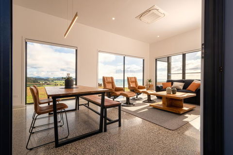 The Cove Tasmania - Accommodation Port Macquarie 3