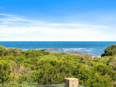 The Deck House - Accommodation Port Macquarie 3