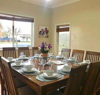 The Entertainer - Downtown Orange Sleeps 11 - Accommodation Port Macquarie