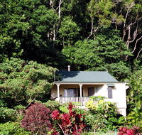 The Falls Montville - Accommodation Port Macquarie
