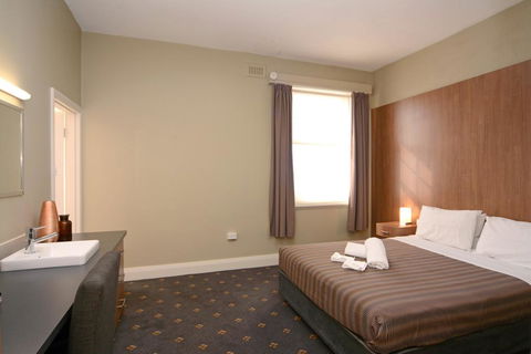 The Formby Hotel - Accommodation Port Macquarie 0