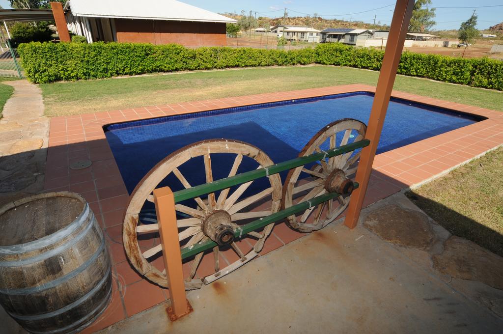 Pony Hills QLD Accommodation Port Macquarie