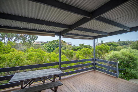 The Gee Beach House - Accommodation Port Macquarie 3