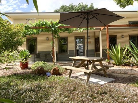 The Grape And Olive At Willunga - Accommodation Port Macquarie 0