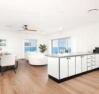 The Great Entertainer - Accommodation Port Macquarie