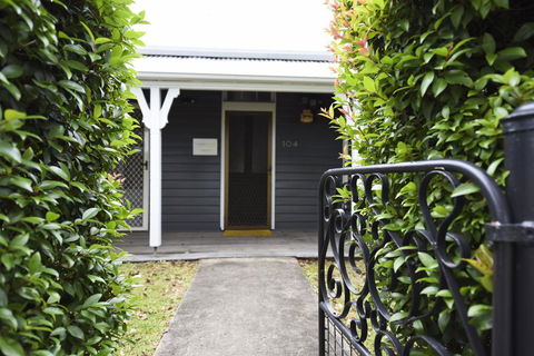 The Grey House - Accommodation Port Macquarie 2