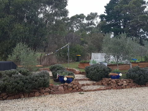 The Gurdies Room With Amazing Sunset Views - Accommodation Port Macquarie 3