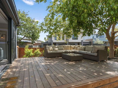 The Heart Of Cosmopolitan Mornington - Accommodation Port Macquarie 0