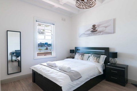 The Highberry - Sydney Harbour View Escape - Accommodation Port Macquarie 1