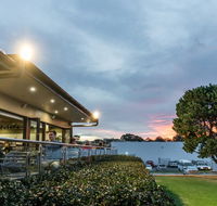 The Huskisson - Accommodation Port Macquarie