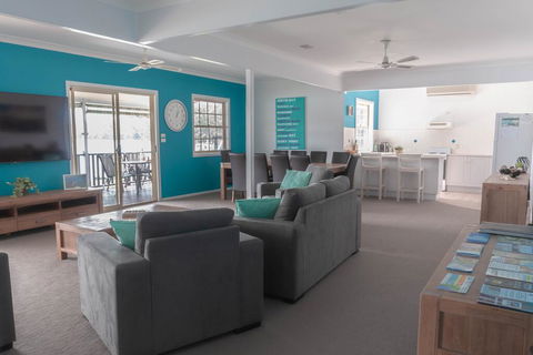 The Jetty House Jervis Bay - Accommodation Port Macquarie 1