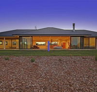 The Junction - contemporary meets river country - Accommodation Port Macquarie