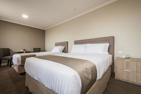 The Lighthouse Hotel - Accommodation Port Macquarie 3
