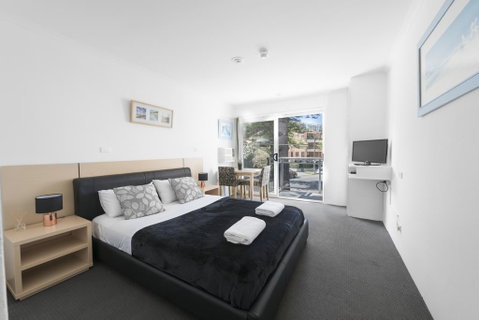 The Manly Hotel Est. 1964 - Accommodation Port Macquarie 0