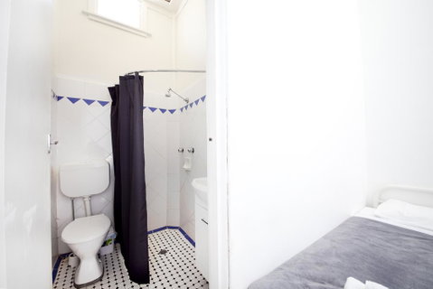 The Manly Hotel Est. 1964 - Accommodation Port Macquarie 1