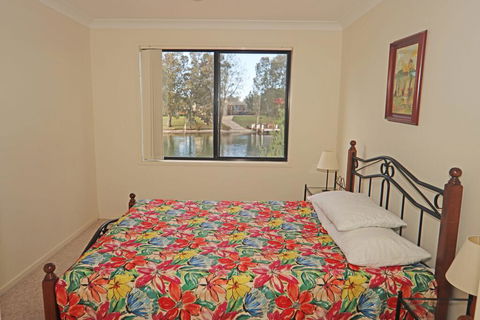 The Mooring's Waterfront - Accommodation Port Macquarie 3
