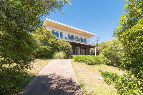 The Mount Martha Lookout - Accommodation Port Macquarie 0