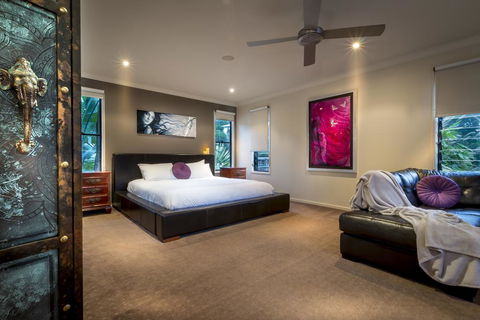 The Mountain View Retreat - Accommodation Port Macquarie 2