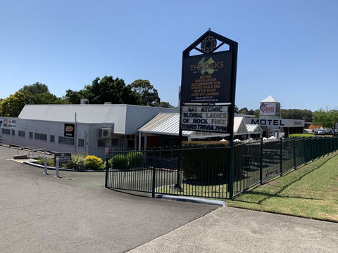 The Oaks Hotel Motel - Accommodation Port Macquarie 0
